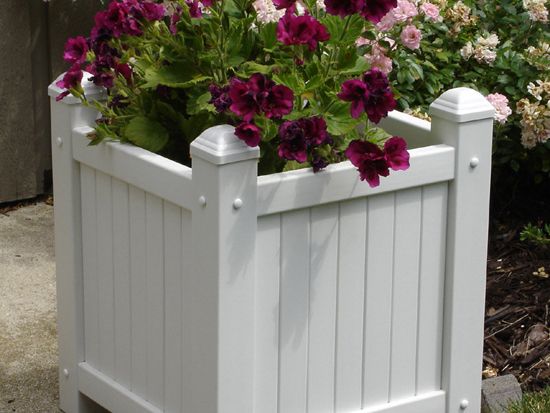 wooden planter6.jpg