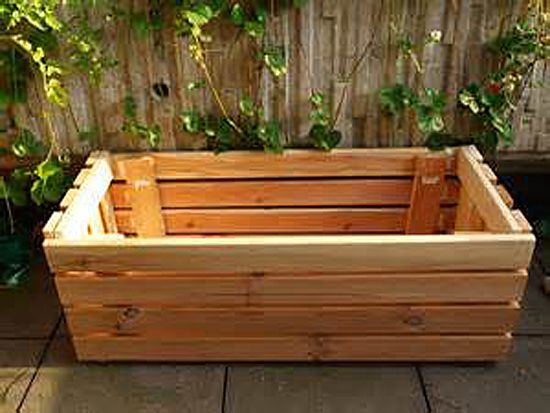 wooden planter2.jpg